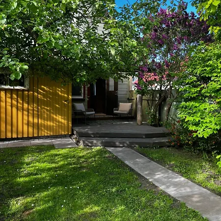 Raehni - With Private Garden & Free Bicycles Parnu